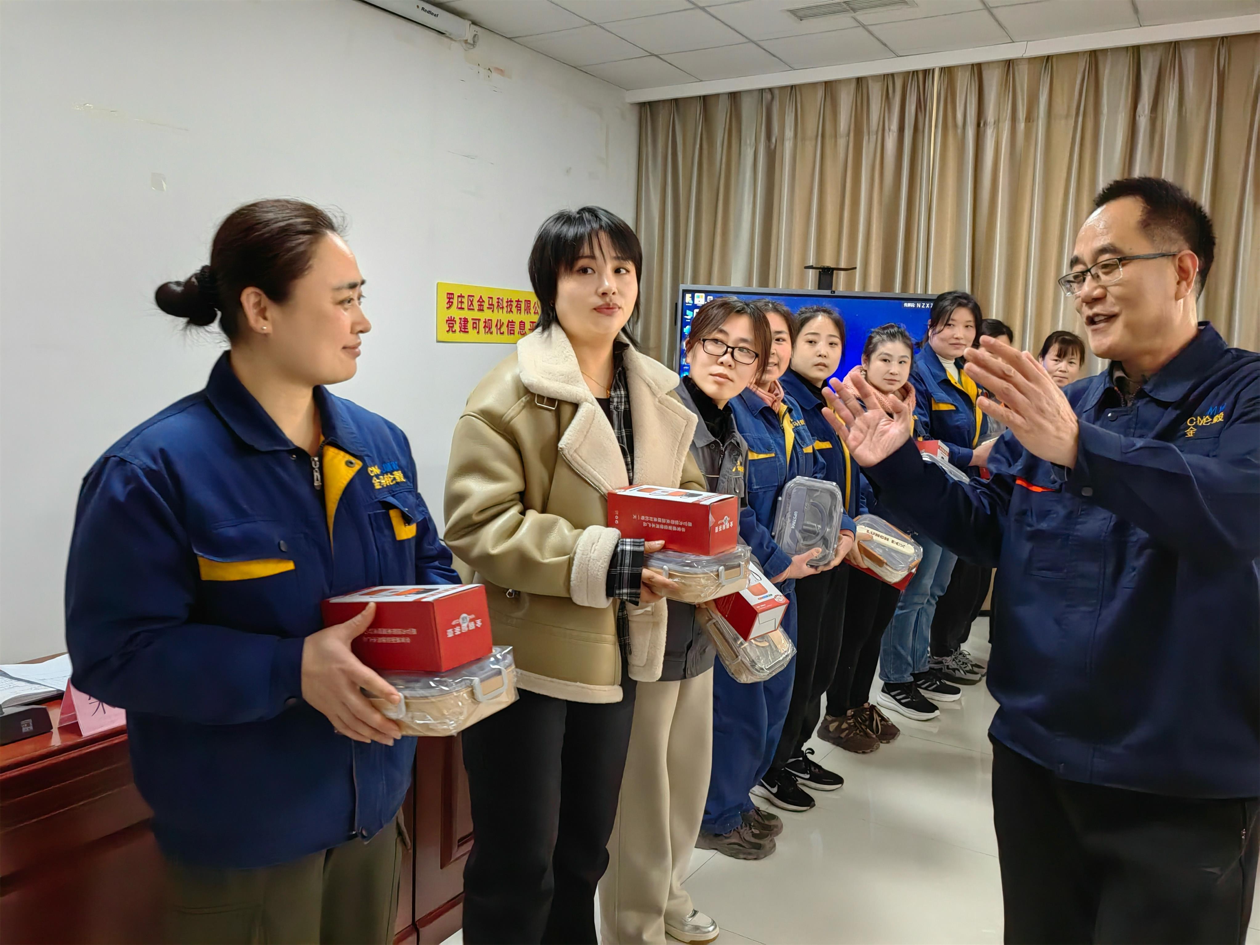 致敬每一步,绽放她力量 | 鞋子车轮春季优秀女职工评选(图5) 致敬每一步,绽放她力量 | 鞋子车轮春季优秀女职工评选(图5)